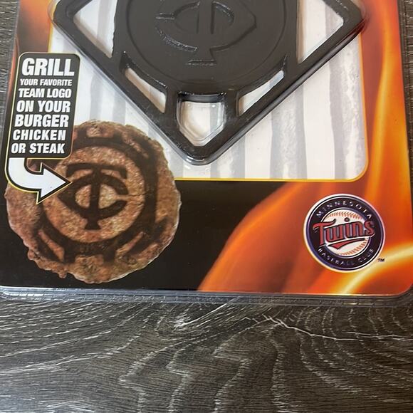 NEW MLB Minnesota Twins Burger Press BBQ Grilling Accessory - Picture 2 of 3